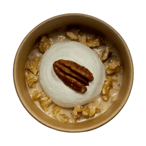 Carrot Cake Protein Oats (Vegan)